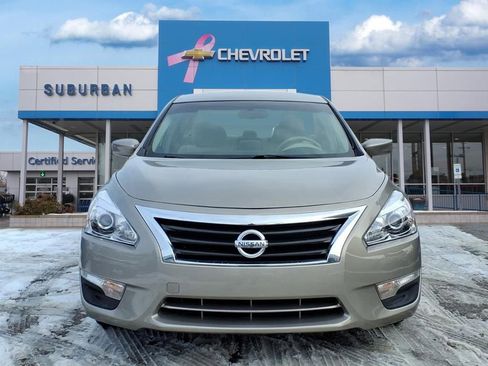 Used 2013 Nissan Altima 3.5 S image 2