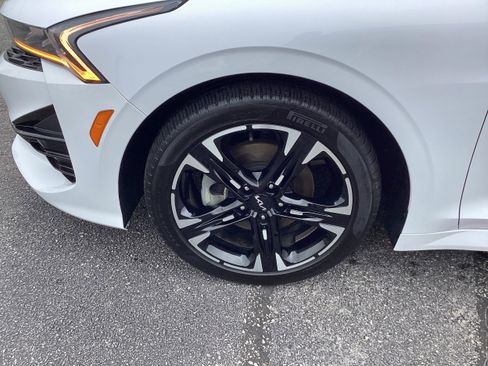 Used 2023 Kia K5 GT-Line image 9