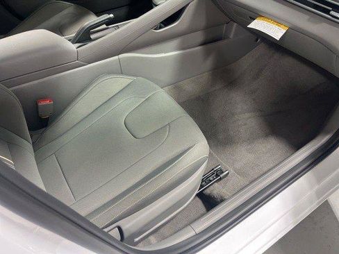 New 2026 Hyundai Elantra Sport FWD image 21