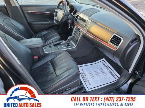 Used 2011 Lincoln MKZ image 12