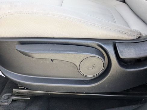 Used 2025 Hyundai Tucson SE image 19