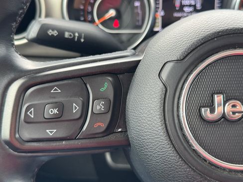 Used 2018 Jeep Wrangler Unlimited Sport S AWD/4WD image 22