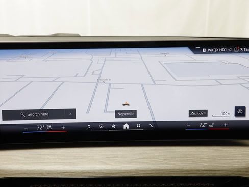 Certified 2025 BMW 330i xDrive Sedan image 11