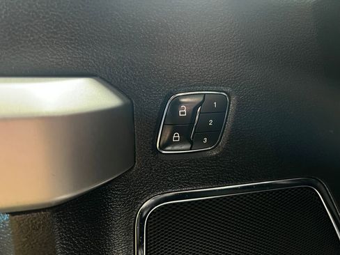 Used 2019 Ford F150 Lariat image 14