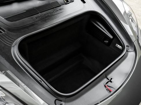 Used 2021 Porsche 718 Boxster S RWD image 53