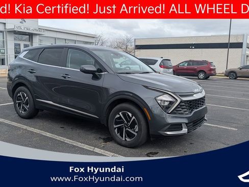 Used 2023 Kia Sportage LX image 6