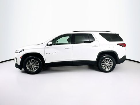 Used 2023 Chevrolet Traverse LT image 4
