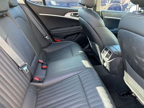 Used 2019 Genesis G70 3.3T Advanced w/ Elite Package image 12