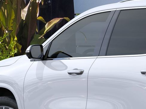 New 2026 Buick Enclave Avenir w/ Super Cruise Package FWD image 12