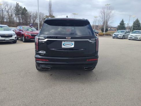 Used 2022 Cadillac XT6 Sport w/ Technology Package image 5