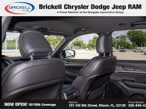 Used 2025 Jeep Grand Cherokee Limited image 18