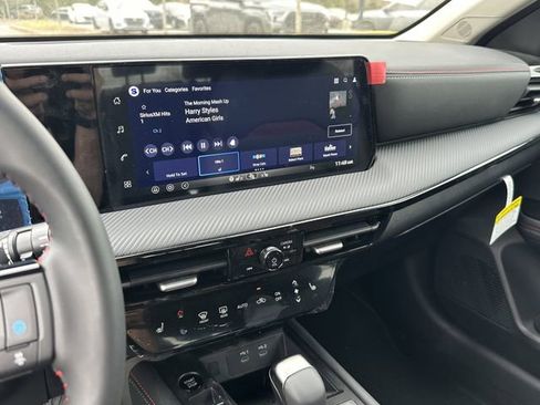New 2026 Nissan Kicks SR FWD image 22