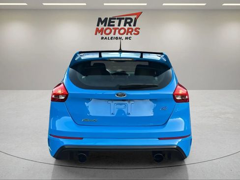 Used 2017 Ford Focus RS image 12
