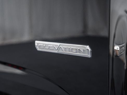 Used 2022 GMC Canyon Elevation w/ Elevation Premium Package RWD image 14