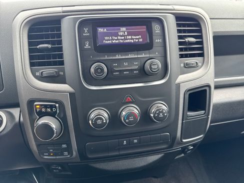 Used 2017 RAM 1500 Express image 18
