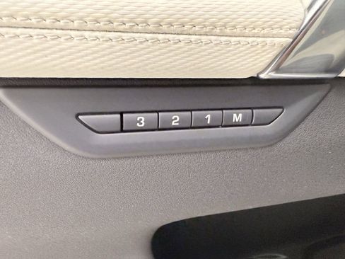 New 2025 Land Rover Discovery Sport Dynamic SE image 16