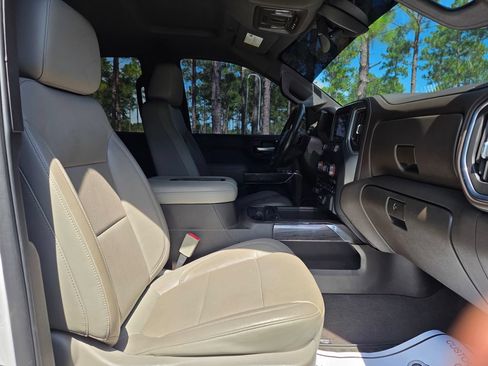 Used 2019 Chevrolet Silverado 1500 LTZ w/ LTZ Texas Edition AWD/4WD image 23