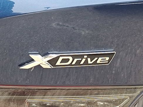 Used 2019 BMW 330i xDrive Sedan w/ Premium Package image 30