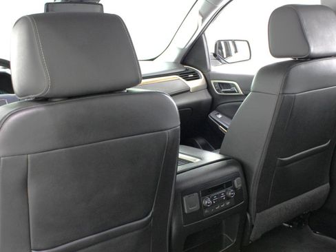 Used 2020 GMC Yukon XL Denali w/ Denali Ultimate Package image 39