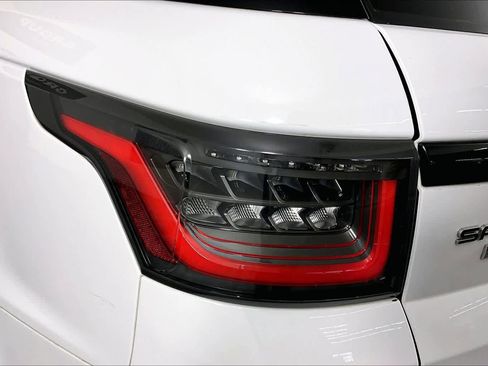 Used 2019 Land Rover Range Rover Sport Supercharged image 29