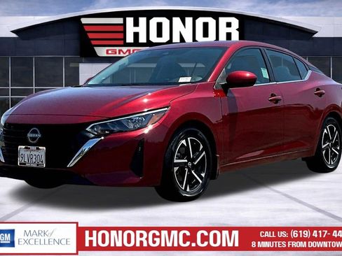 Used 2024 Nissan Sentra SV FWD image 3