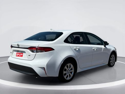 Used 2024 Toyota Corolla LE FWD image 5