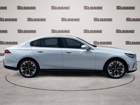 New 2026 BMW 530i xDrive AWD/4WD image 6