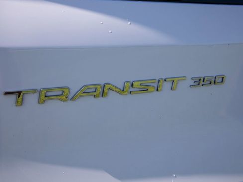 Used 2016 Ford Transit 350 XL image 5