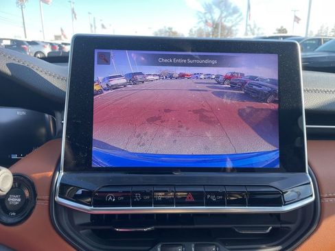 Used 2024 Jeep Compass Limited w/ Elite Group image 27