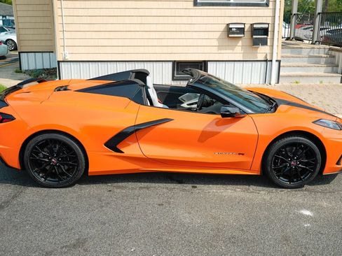 Used 2024 Chevrolet Corvette Stingray Preferred Conv w/ Z51 Performance Package RWD image 4