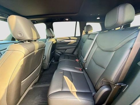 Used 2024 Cadillac XT6 Luxury FWD image 22
