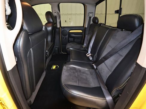 Used 2005 Dodge Ram 1500 Truck 2WD Quad Cab image 15