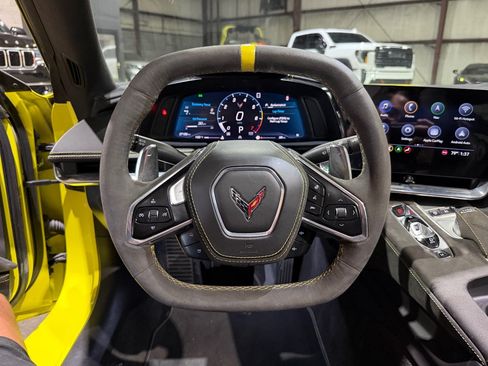 Used 2020 Chevrolet Corvette Stingray Premium Cpe w/ 3LT Preferred Equipment Group RWD image 28