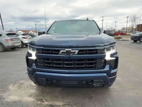 Used 2022 Chevrolet Silverado 1500 RST image 3