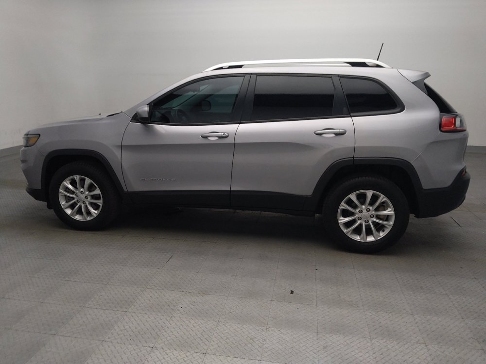 Used 2020 Jeep Cherokee Latitude FWD image 3