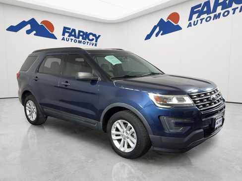 Used 2017 Ford Explorer 4WD image 2