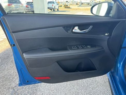 Used 2022 Kia Forte GT-Line w/ GT-Line Technology Package image 17