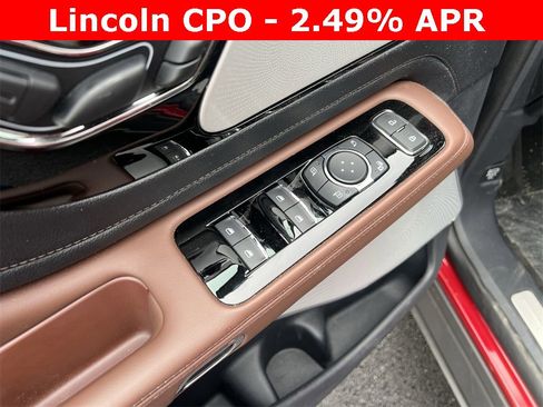Certified 2025 Lincoln Aviator Reserve w/ Luxury Package image 21