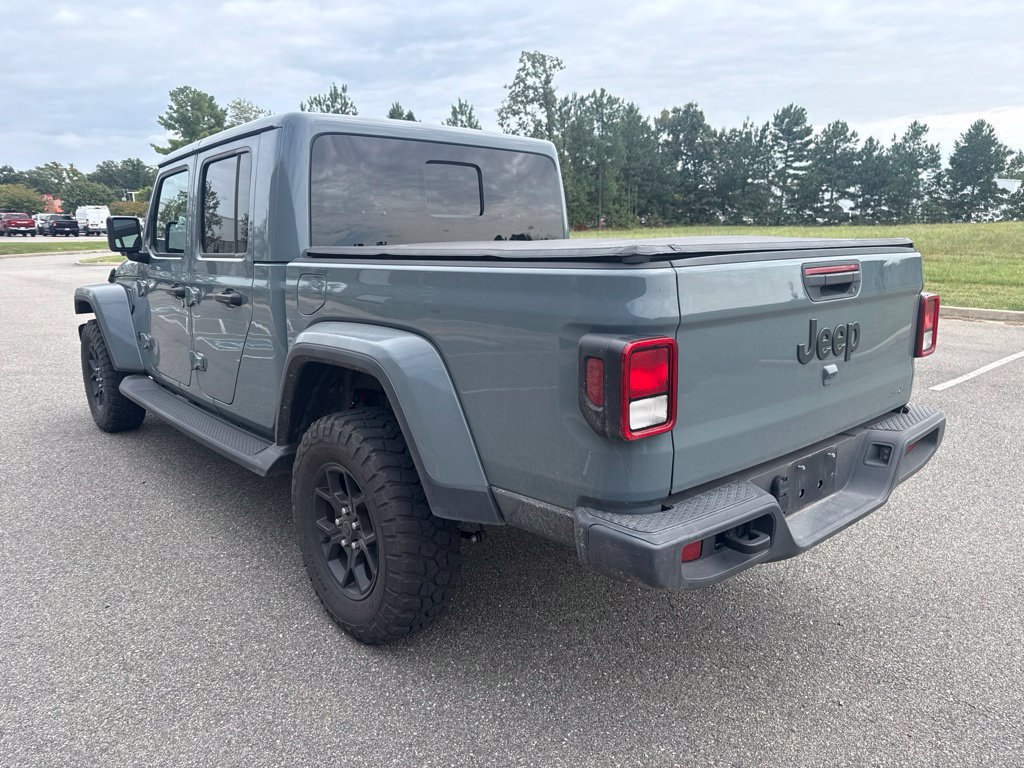 Used 2025 Jeep Gladiator Sport AWD/4WD image 5