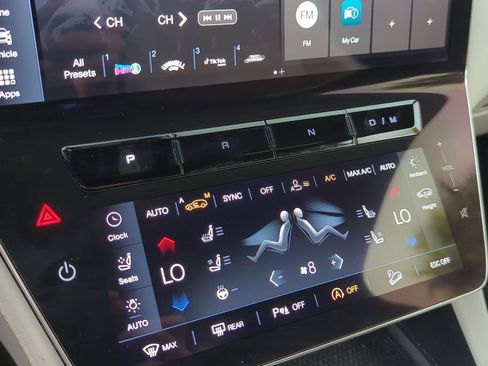 Used 2023 Maserati Grecale Modena AWD/4WD image 15