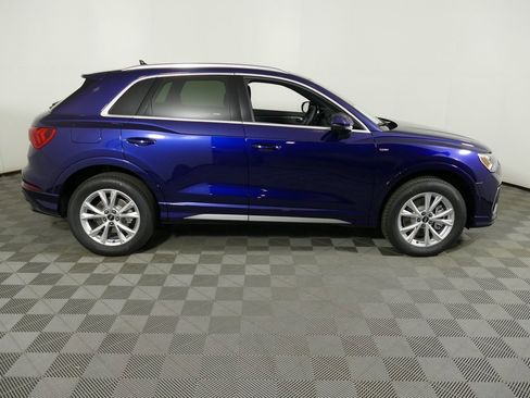 New 2025 Audi Q3 2.0T Premium image 2