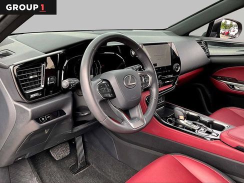 Used 2025 Lexus NX 250 FWD w/ Towing Package (2000 Lbs) image 15