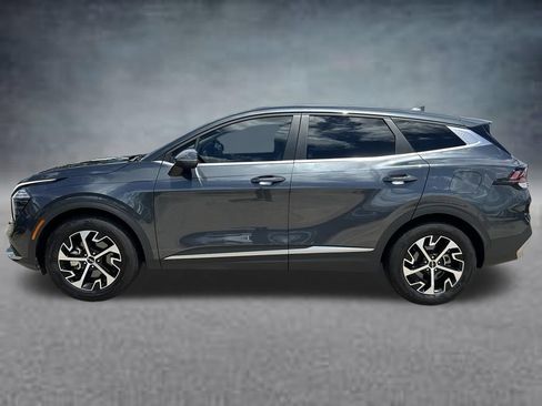 Used 2024 Kia Sportage EX FWD image 3