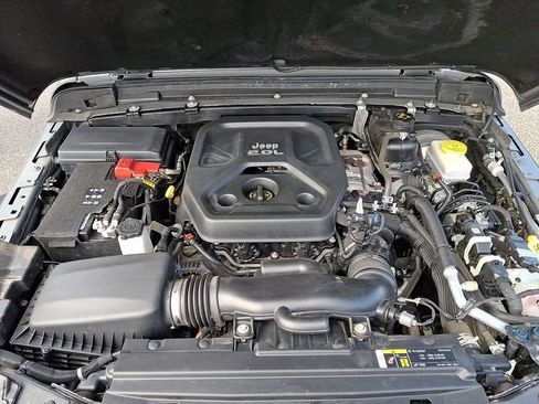 Used 2020 Jeep Wrangler Sport AWD/4WD image 27