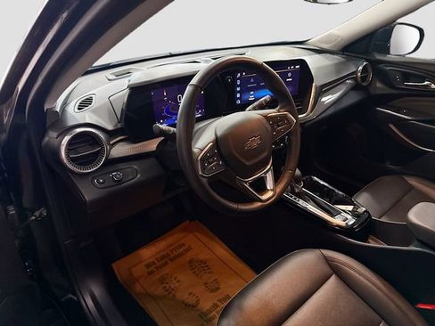 Used 2024 Chevrolet Trax ACTIV w/ Sunroof Package image 10