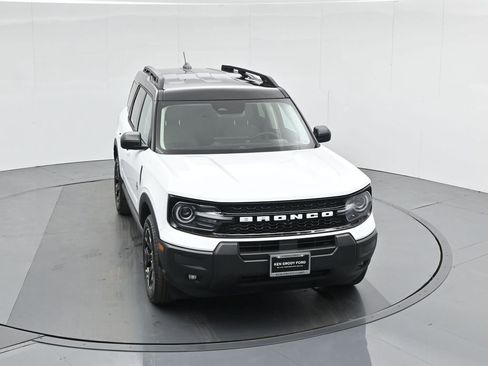 New 2025 Ford Bronco Sport Outer Banks image 13