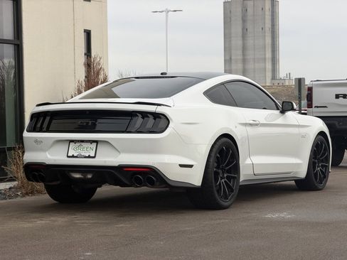 Used 2019 Ford Mustang GT image 5