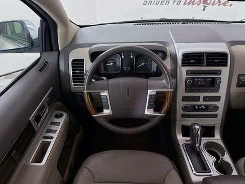 Used 2010 Lincoln MKX 2WD image 26