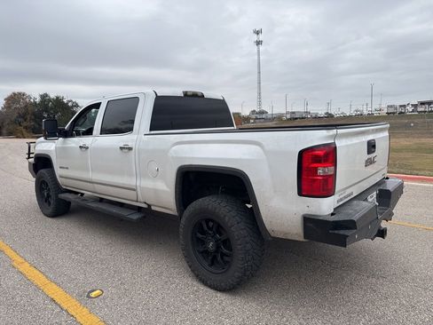 Used 2019 GMC Sierra 2500 SLT w/ Duramax Plus Package image 6