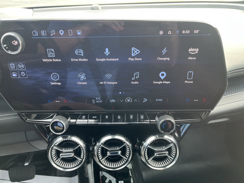 Used 2025 Chevrolet Blazer EV AWD Police image 21